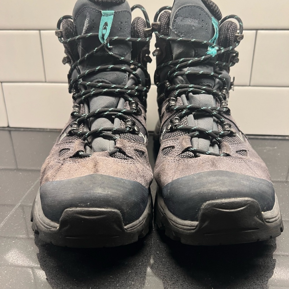 Salomon Black Lace Up Boots - Picture 3 of 8